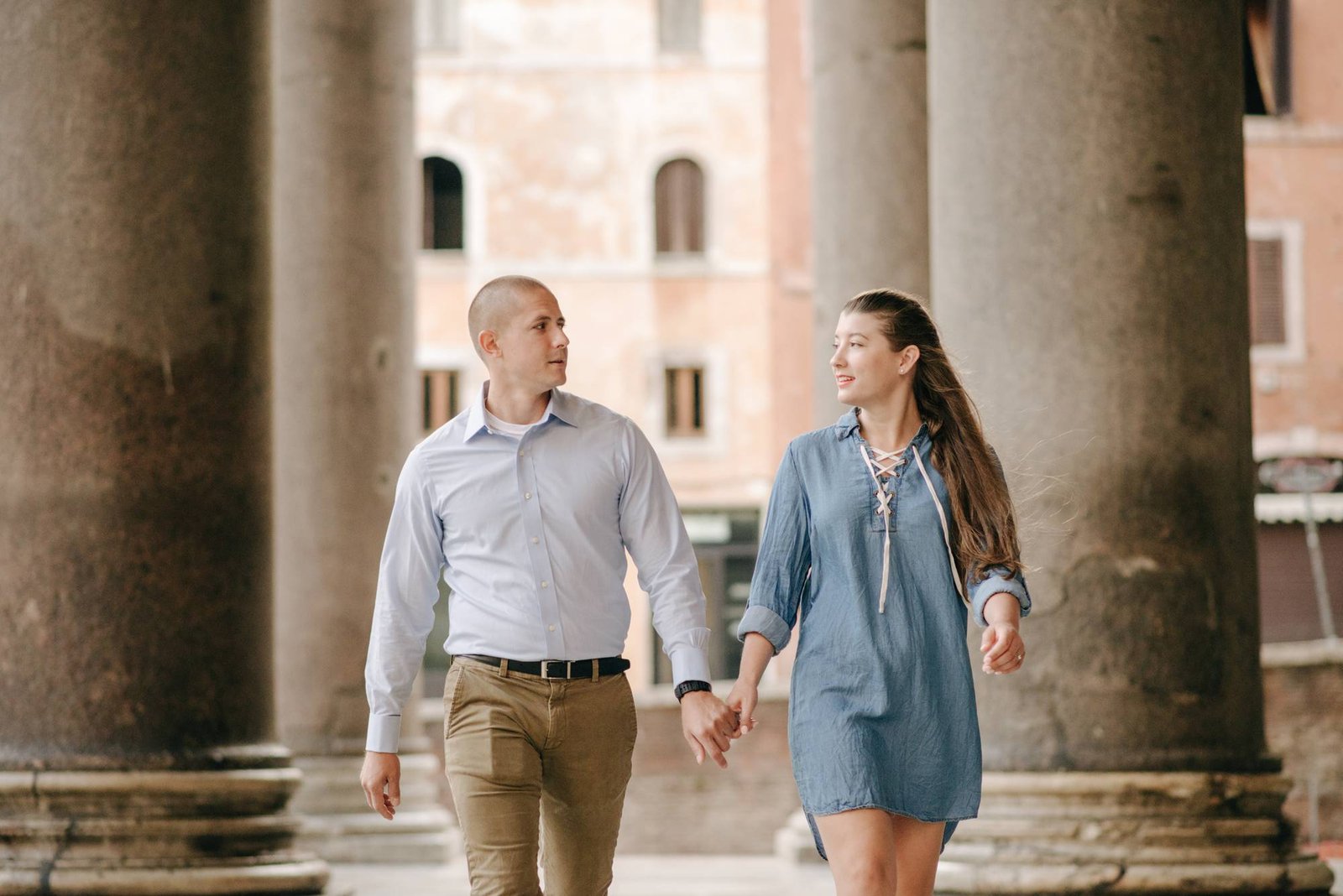 A couple walking out of the Pantheon portico